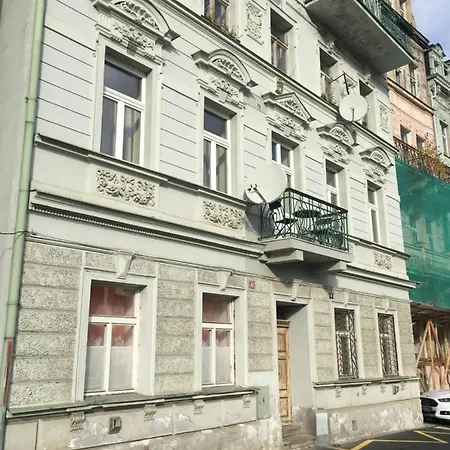 Studio Pod Jelenim Skokem Lejlighed Karlovy Vary